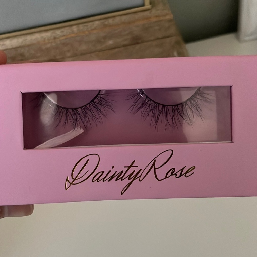Lashes